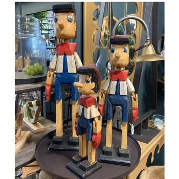 ****NOVITA' *****        NATALE 2025****