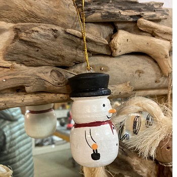 Artigianato in legno naturale