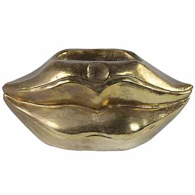 Figure decorative
